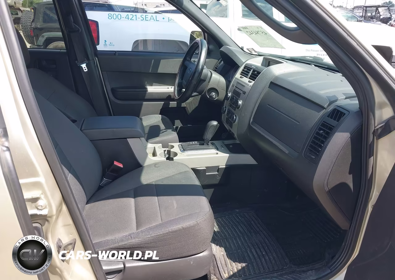 2011 Ford Escape Xlt VIN:1FMCU0D75BKA26086 - 5
