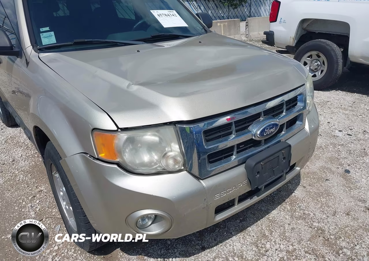 2011 Ford Escape Xlt VIN:1FMCU0D75BKA26086 - 6