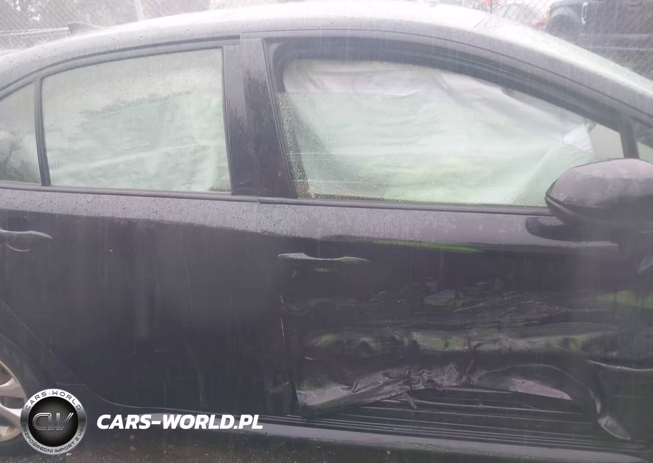 2020 Toyota Corolla Le VIN:JTDEPRAE4LJ093507 - 13