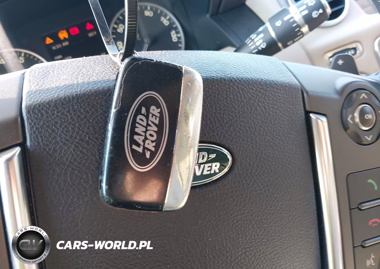 2015 Land Rover Lr4 VIN:SALAG2V62FA749774 - 11