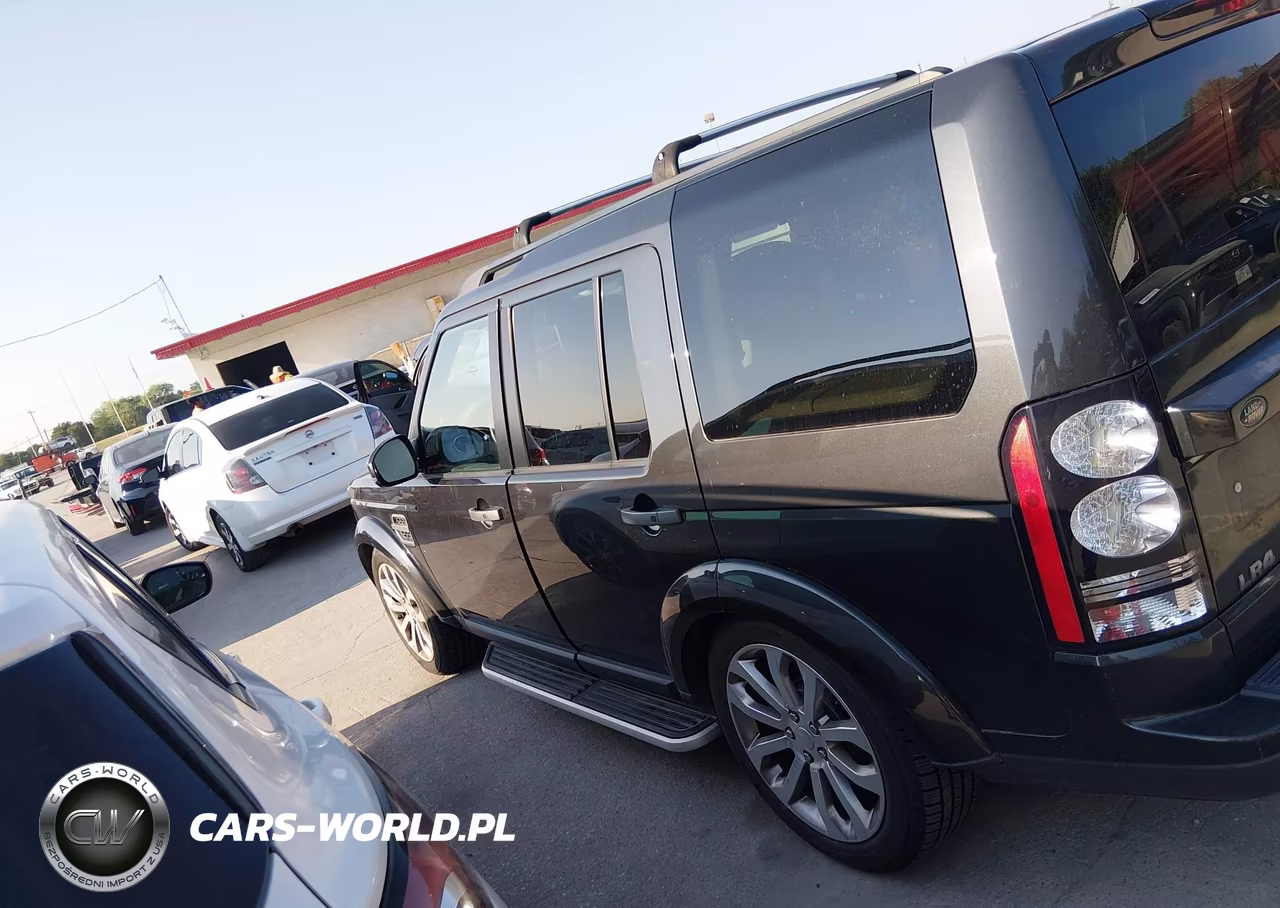 2015 Land Rover Lr4 VIN:SALAG2V62FA749774 - 14