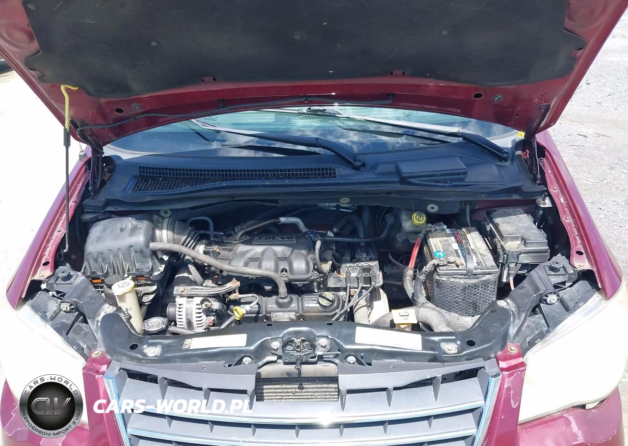2008 Chrysler Town & Country Touring VIN:2A8HR54P38R833766 - 10