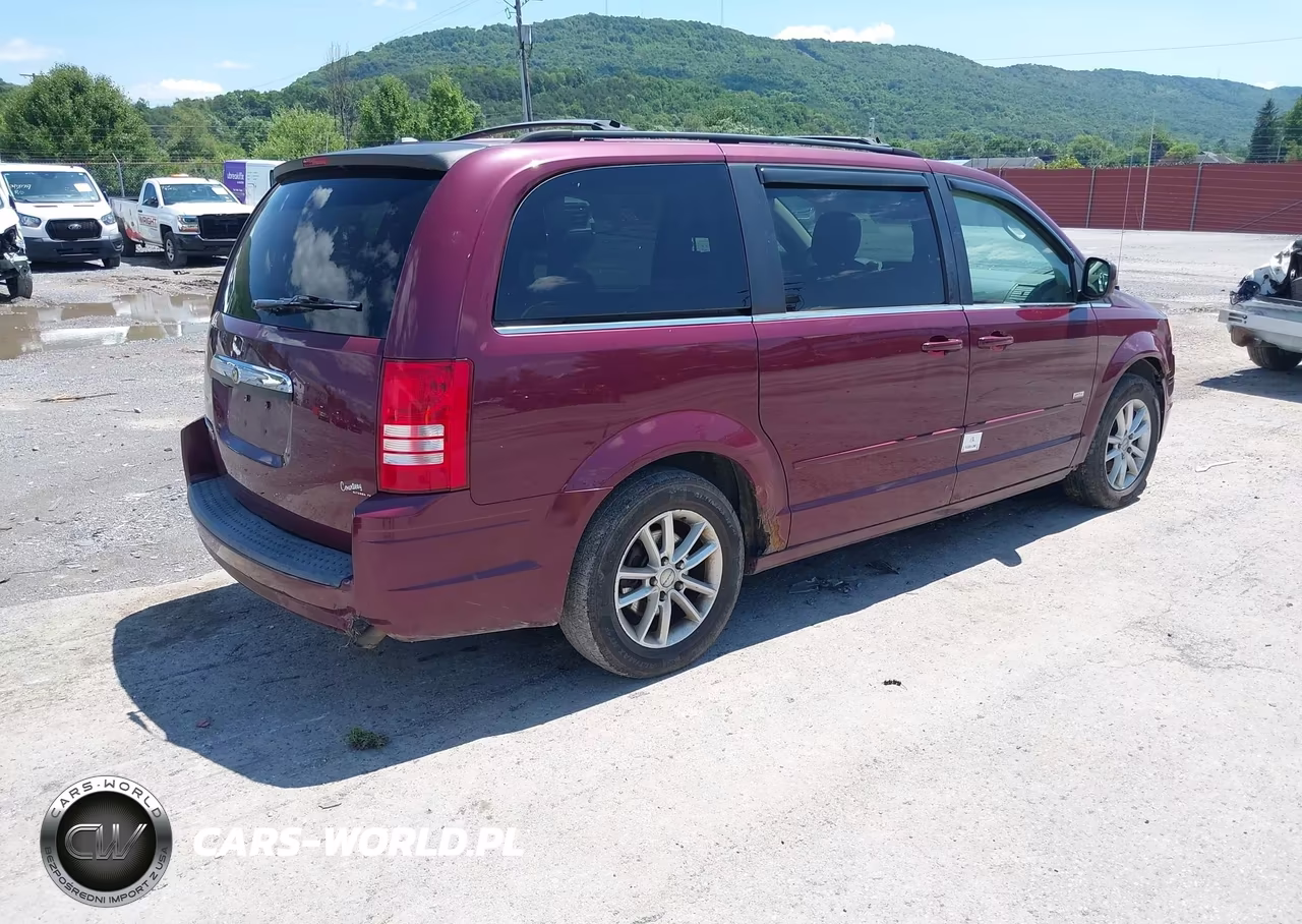 2008 Chrysler Town & Country Touring VIN:2A8HR54P38R833766 - 4