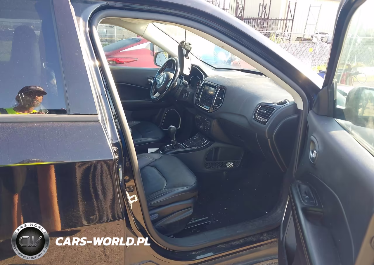 2020 Jeep Compass Limited 4X4 VIN:3C4NJDCBXLT160854 - 5