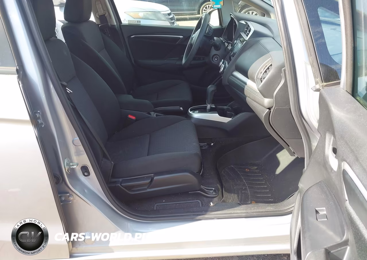 2020 Honda Fit Lx VIN:3HGGK5H45LM703710 - 5