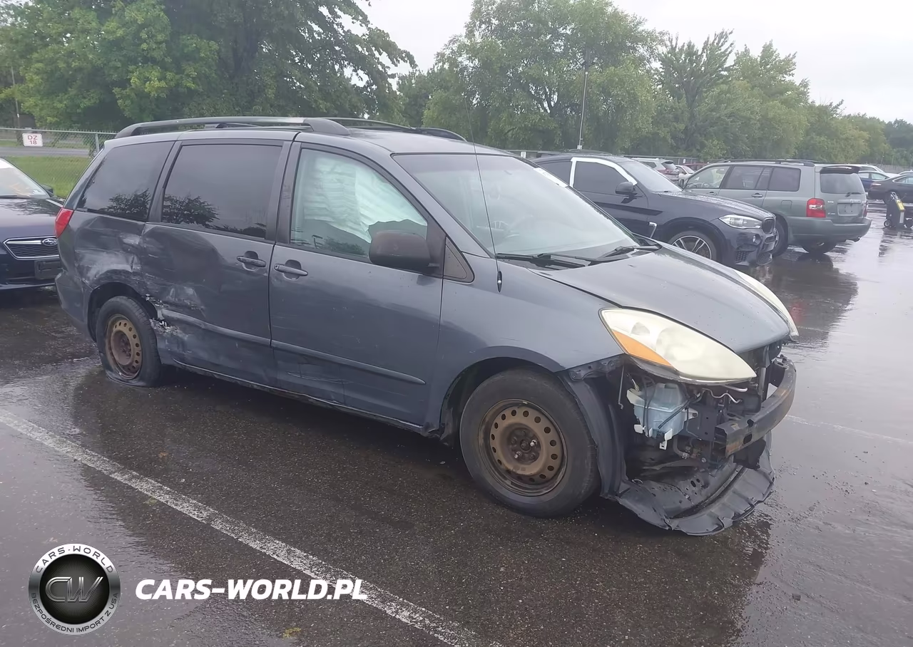2006 Toyota Sienna Le – zdjęcie 1 z 17