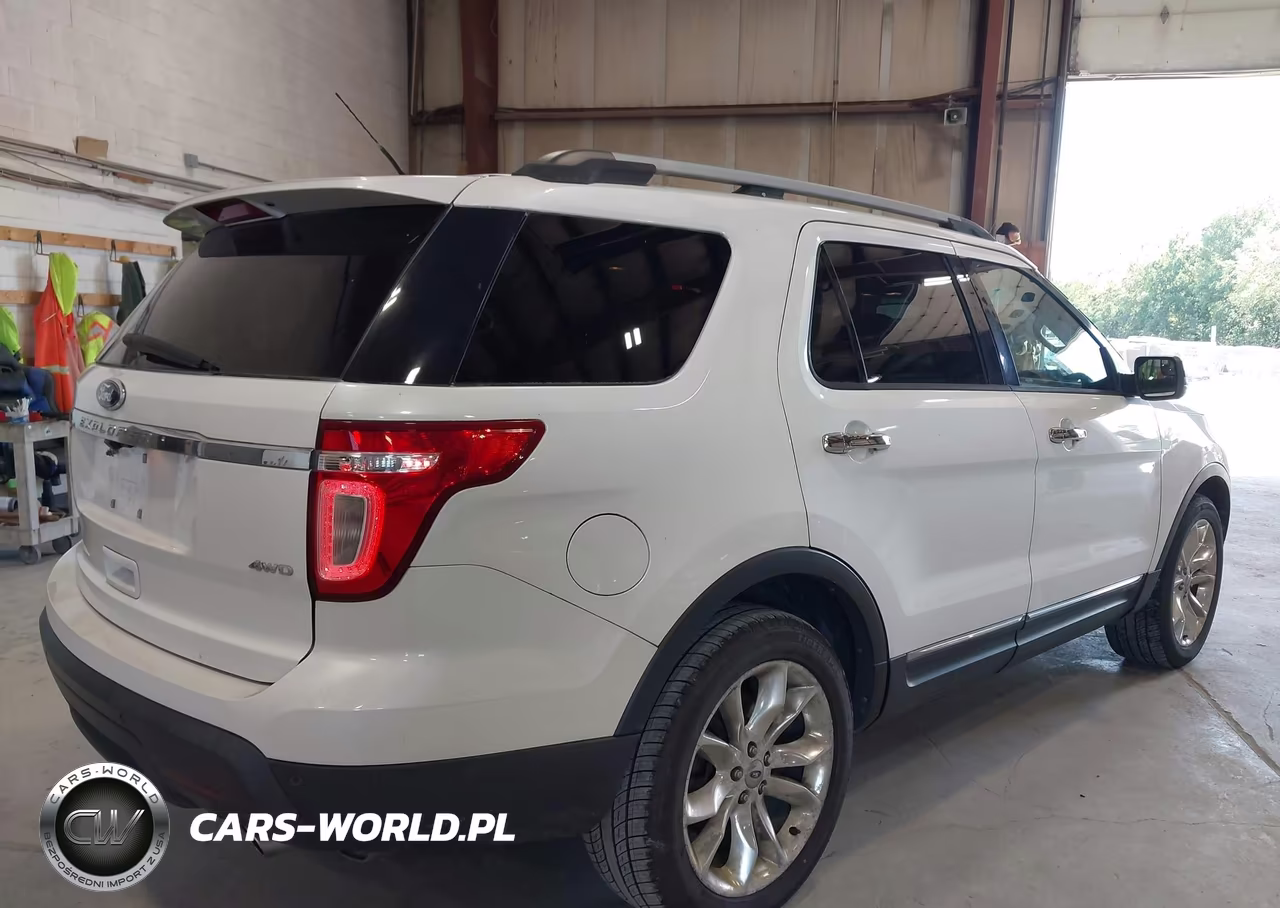 2011 Ford Explorer Xlt VIN:1FMHK8D85BGA74712 - 4