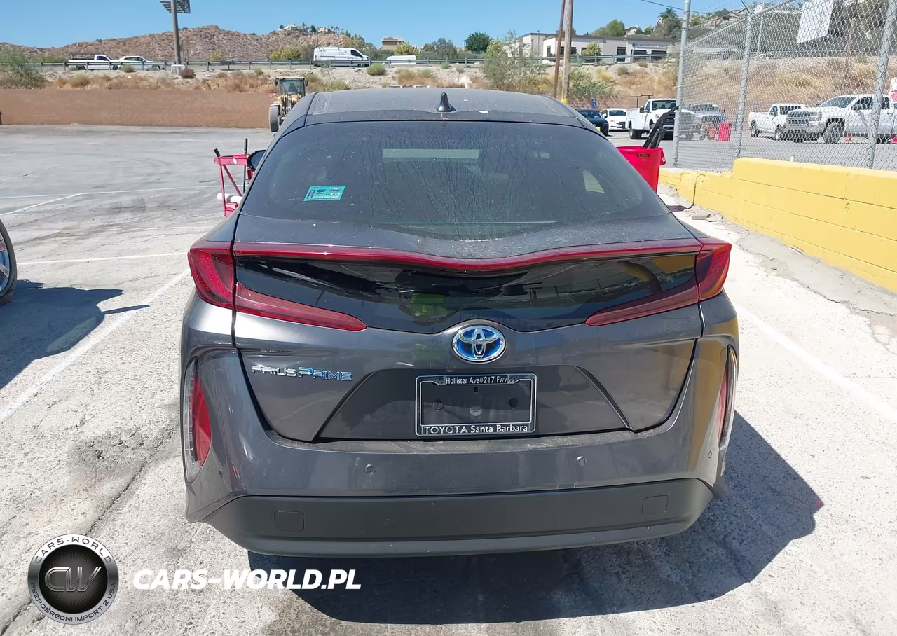 2017 Toyota Prius Prime Advanced VIN:JTDKARFP8H3021025 - 16