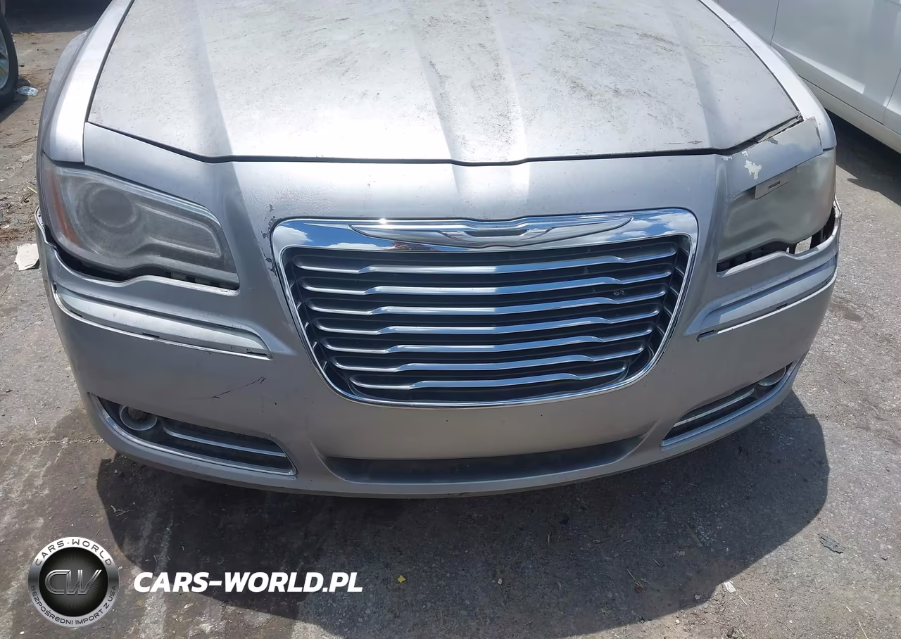 2013 Chrysler 300 Motown VIN:2C3CCAAG6DH707437 - 6