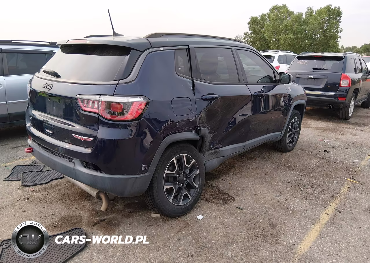2019 Jeep Compass Trailhawk 4X4 VIN:3C4NJDDB6KT617589 - 4
