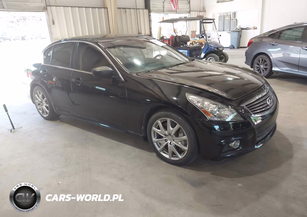 2013 Infiniti G37 Journey – zdjęcie 1 z 16