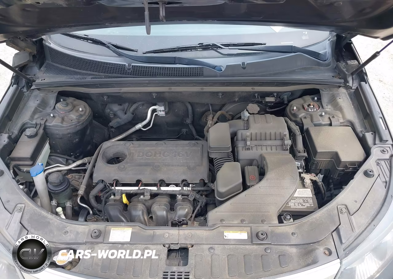 2012 Kia Sorento Lx VIN:5XYKT3A10CG285743 - 10