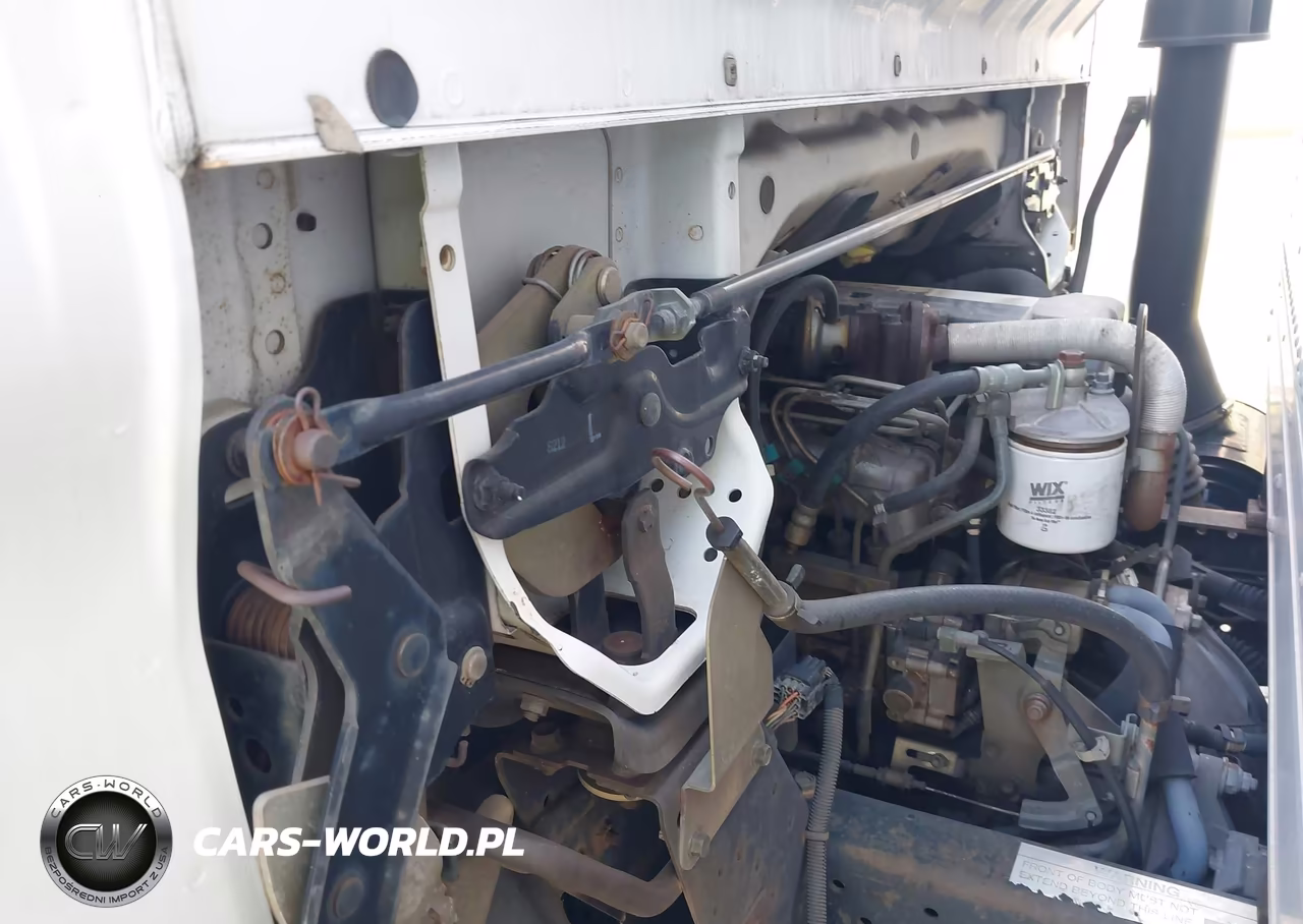 1999 Isuzu Npr VIN:JALB4B158X7003084 - 9
