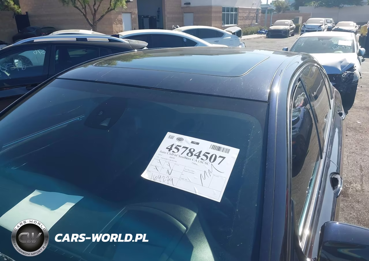 2011 BMW 750Li VIN:WBAKB8C51BC851599 - 13