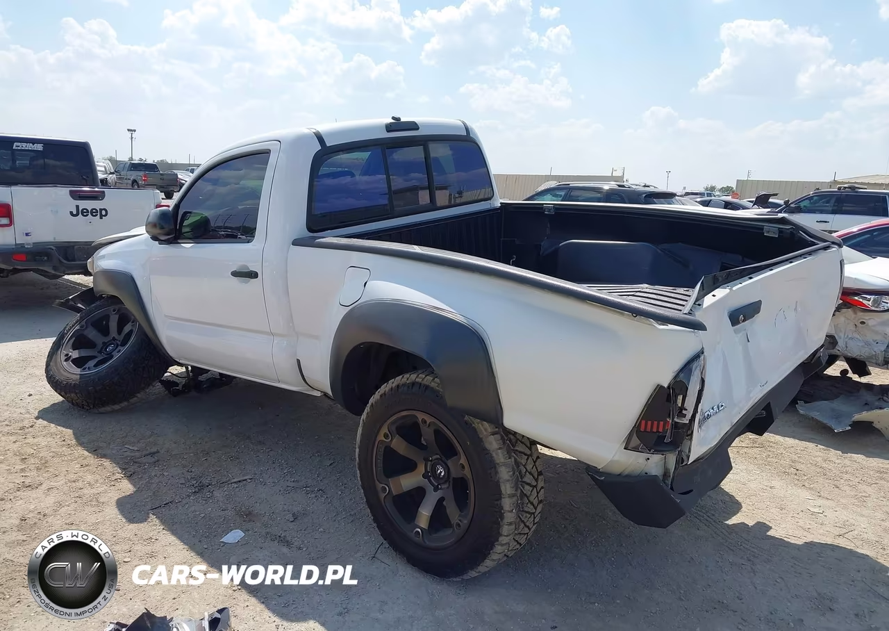 2013 Toyota Tacoma VIN:5TFPX4EN4DX016835 - 3