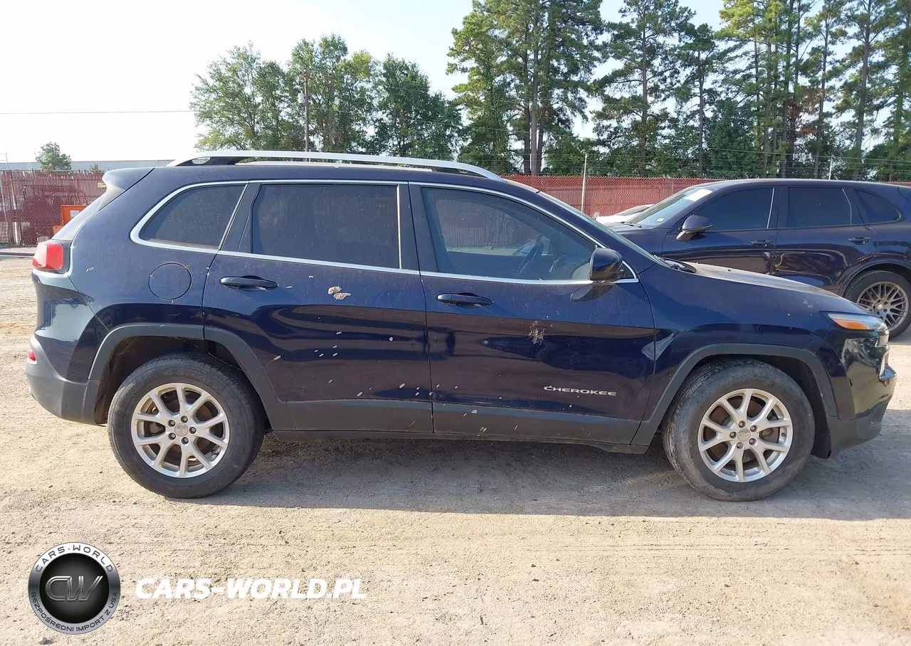 2016 Jeep Cherokee Latitude VIN:1C4PJLCB0GW167881 - 14
