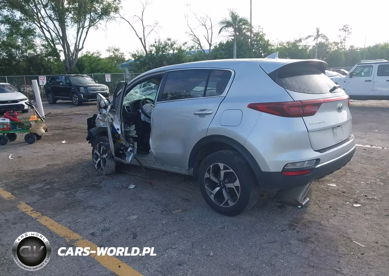 2021 Kia Sportage Lx VIN:KNDPMCAC1M7917653 - 3