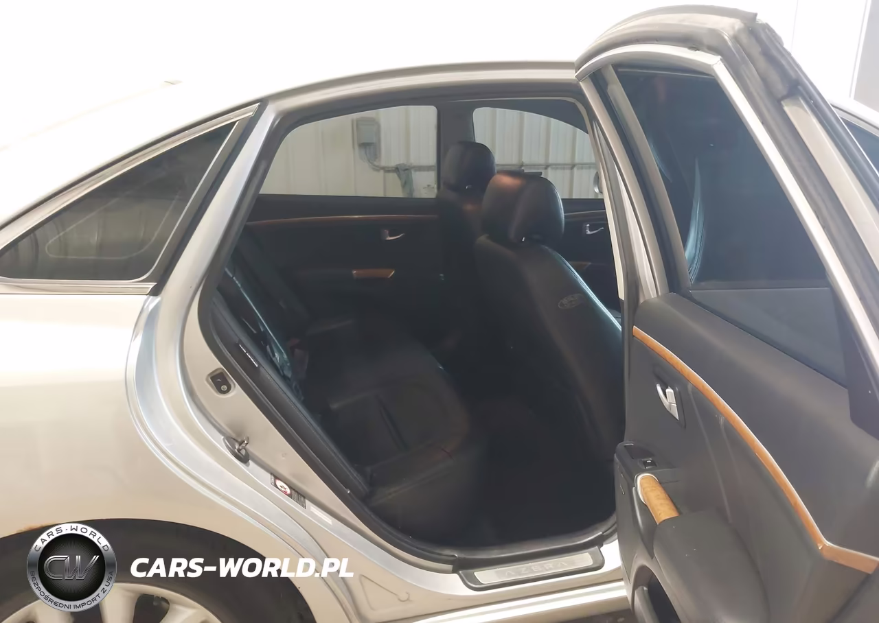 2008 Hyundai Azera Limited VIN:KMHFC46F38A258695 - 8