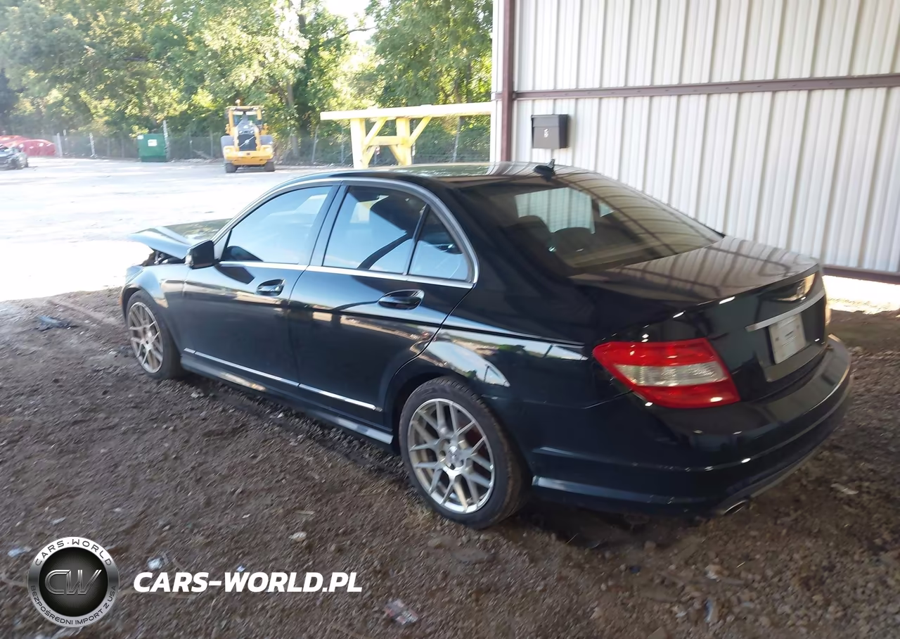 2011 Mercedes-Benz C 300 Sport 4Matic VIN:WDDGF8BB1BR143246 - 3
