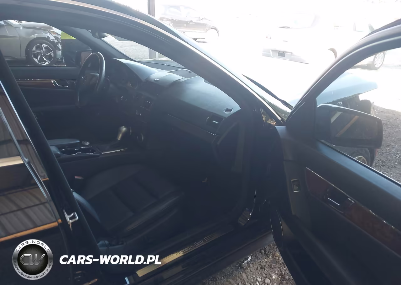 2011 Mercedes-Benz C 300 Sport 4Matic VIN:WDDGF8BB1BR143246 - 5