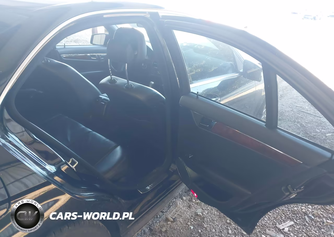 2011 Mercedes-Benz C 300 Sport 4Matic VIN:WDDGF8BB1BR143246 - 8