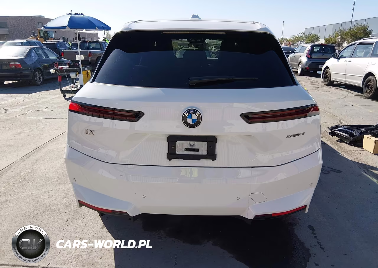 2026 BMW Ix xDrive45 VIN:WB543CF02TCV10740 - 17