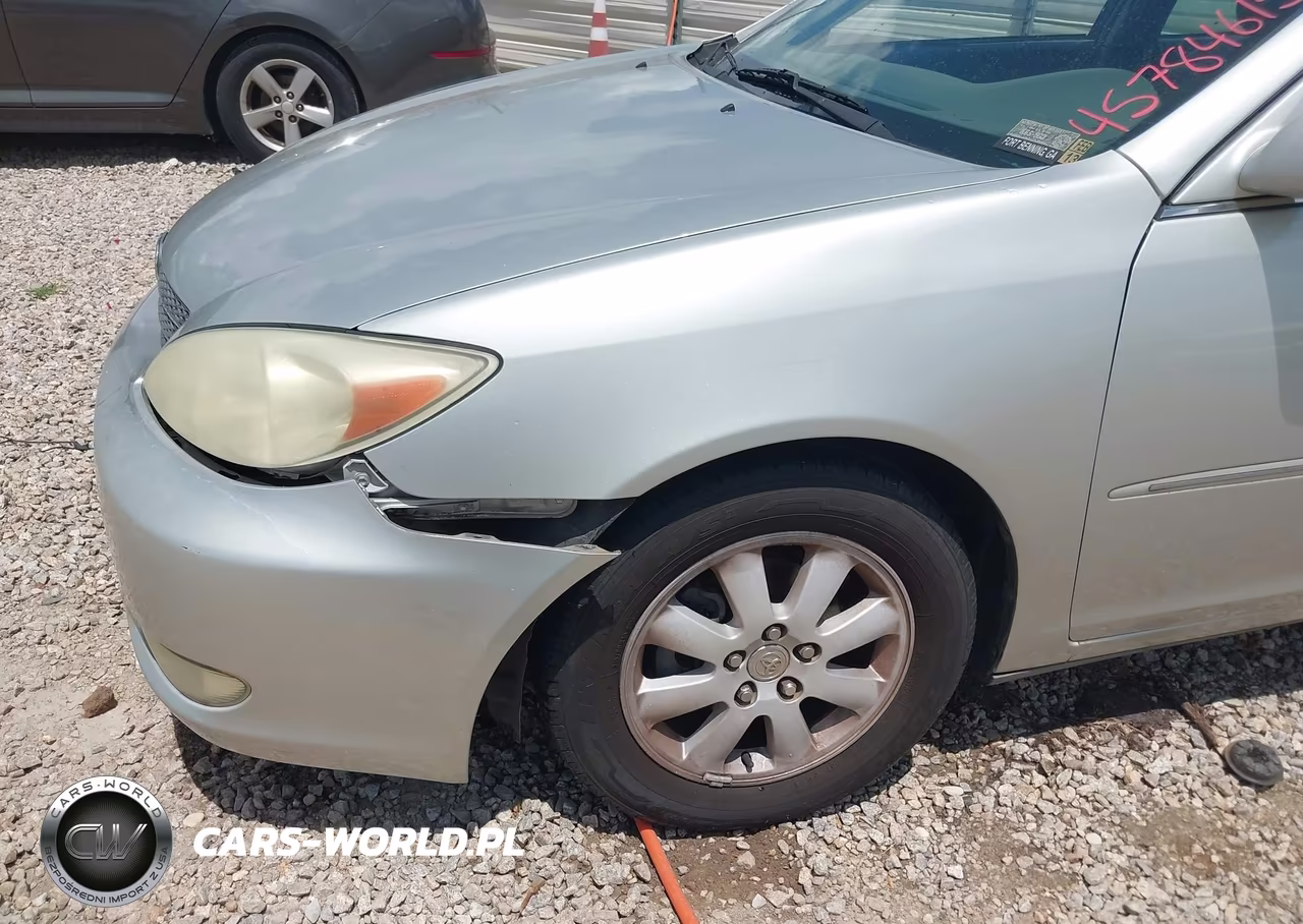 2003 Toyota Camry Xle VIN:4T1BE32KX3U260280 - 6