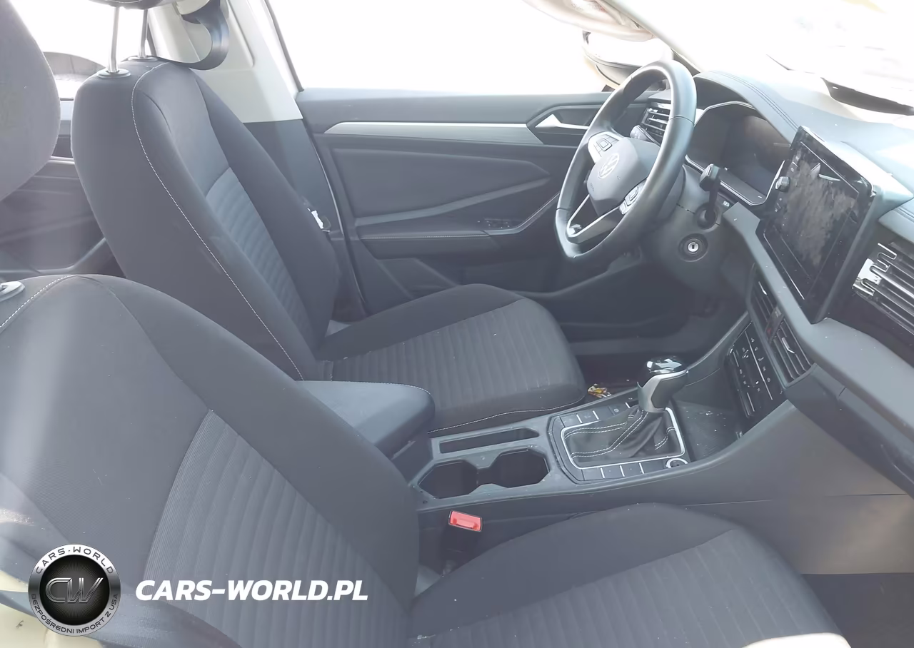2025 Volkswagen Jetta 1.5T S VIN:3VW5X7BU8SM015384 - 5