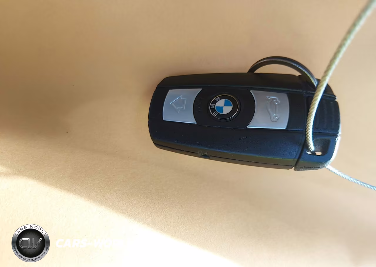 2011 BMW 328I VIN:WBAPH7G57BNN04209 - 11