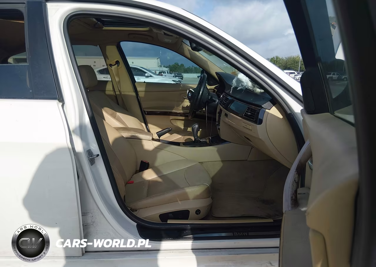 2011 BMW 328I VIN:WBAPH7G57BNN04209 - 5