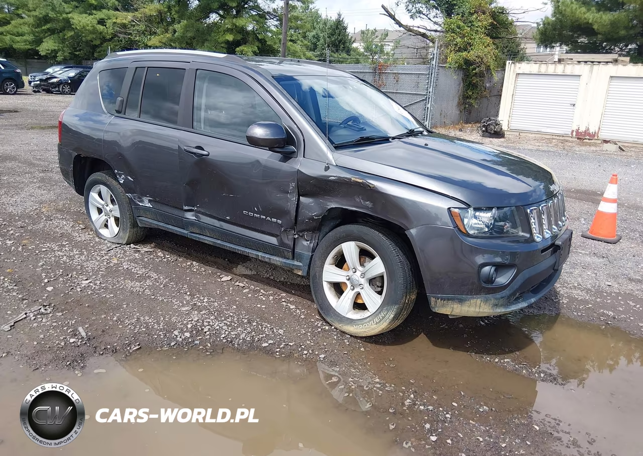2016 Jeep Compass Latitude – zdjęcie 1 z 14