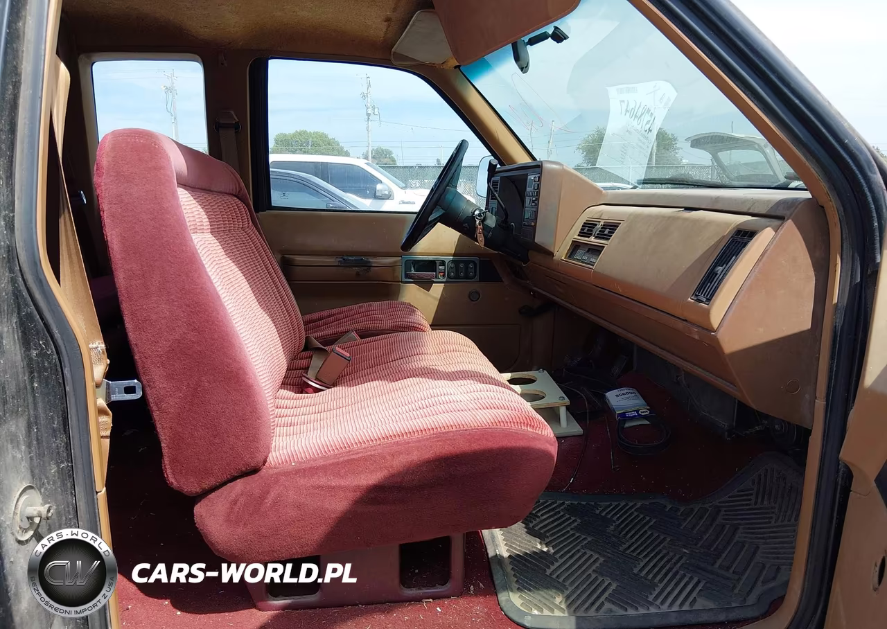 1992 Chevrolet Gmt-400 C1500 VIN:2GCEC19K8N1118672 - 5