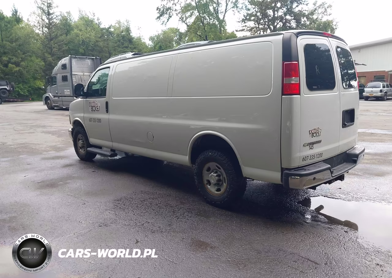 2023 Chevrolet Express G3500 VIN:1GCZGHFP4P1185597 - 3