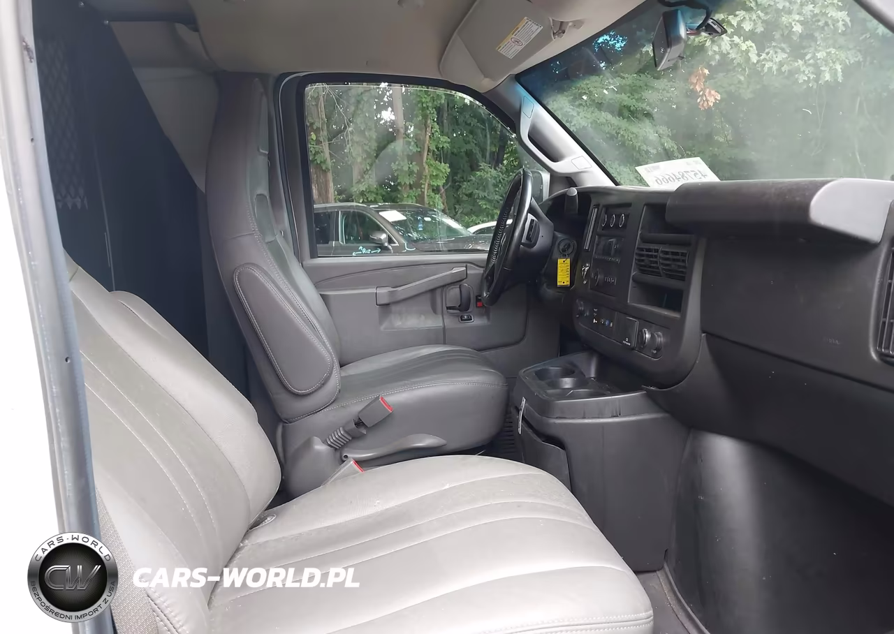 2023 Chevrolet Express G3500 VIN:1GCZGHFP4P1185597 - 5