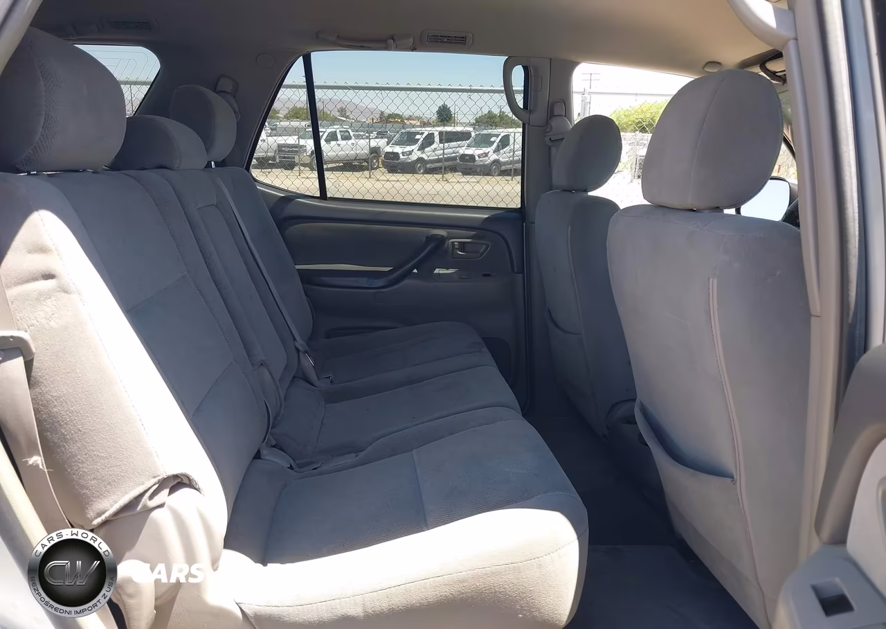 2005 Toyota Sequoia Sr5 V8 VIN:5TDZT34A15S242531 - 8