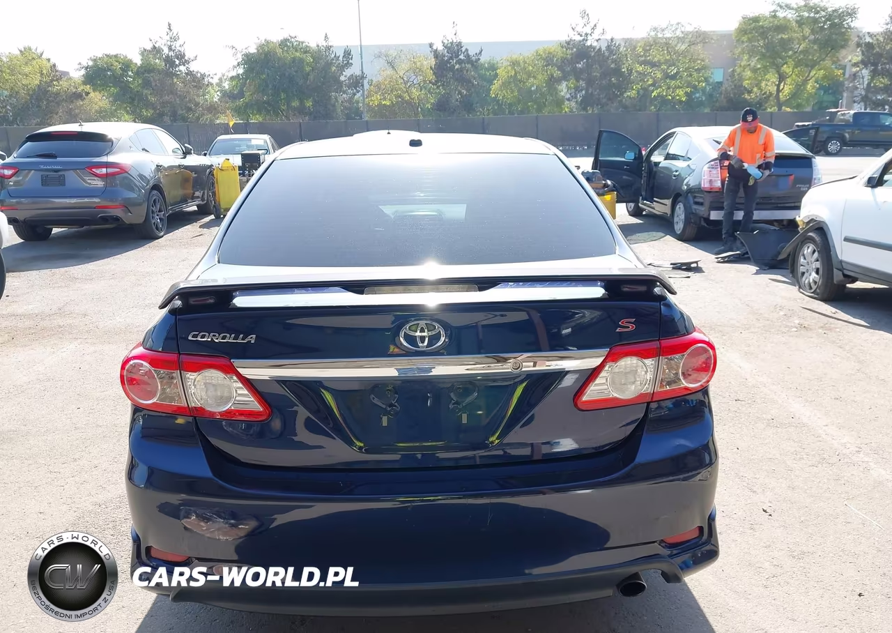 2011 Toyota Corolla S VIN:2T1BU4EEXBC625815 - 16
