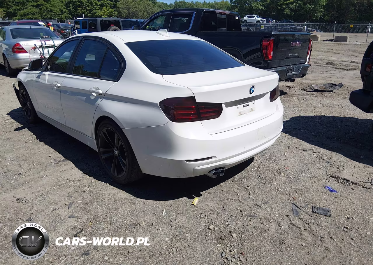 2013 BMW 328I xDrive VIN:WBA3B5C58DF592159 - 3