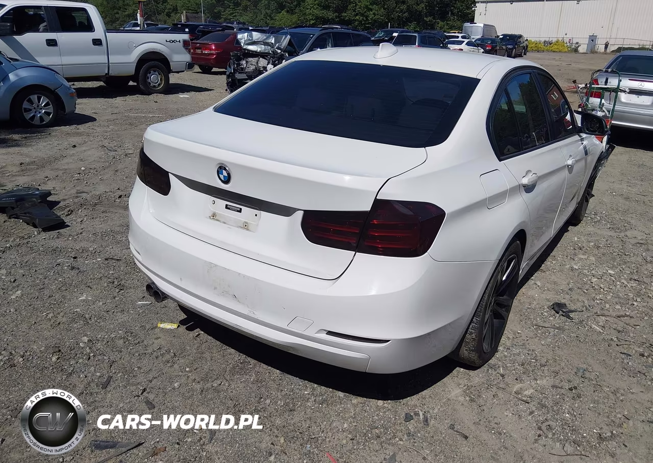 2013 BMW 328I xDrive VIN:WBA3B5C58DF592159 - 4