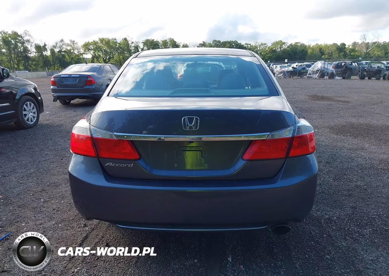 2015 Honda Accord Lx VIN:1HGCR2F31FA181002 - 17