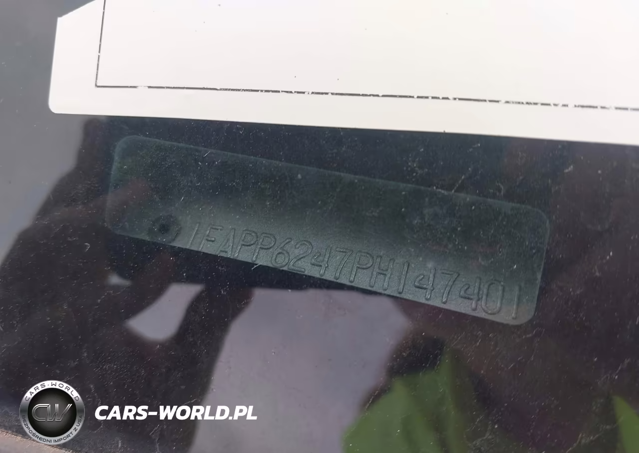 1993 Ford Thunderbird Lx VIN:1FAPP6247PH147401 - 9