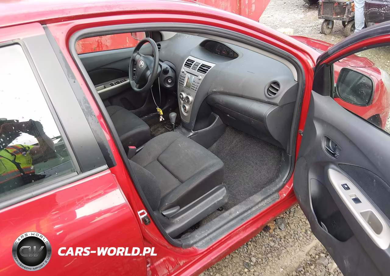 2010 Toyota Yaris VIN:JTDBT4K35A4070912 - 5