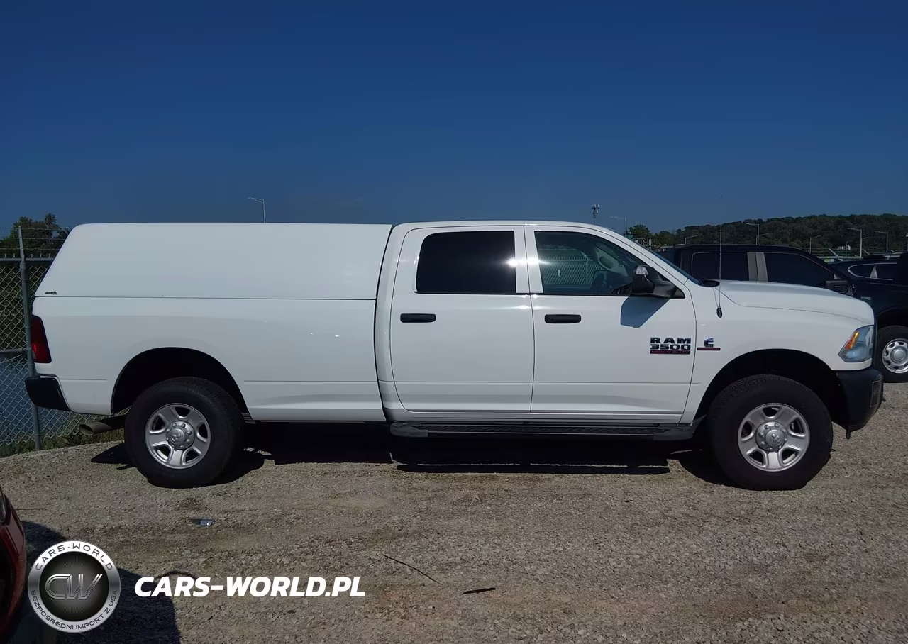 2017 Ram 3500 Tradesman 4X4 8' Box VIN:3C63R3GL2HG762331 - 14
