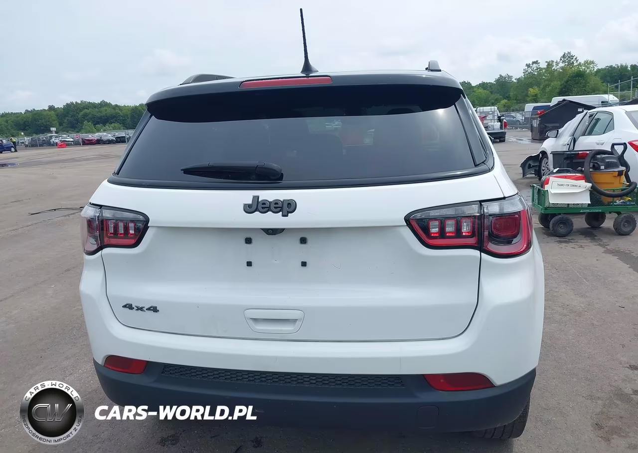 2024 Jeep Compass Latitude 4X4 VIN:3C4NJDBN2RT167818 - 16