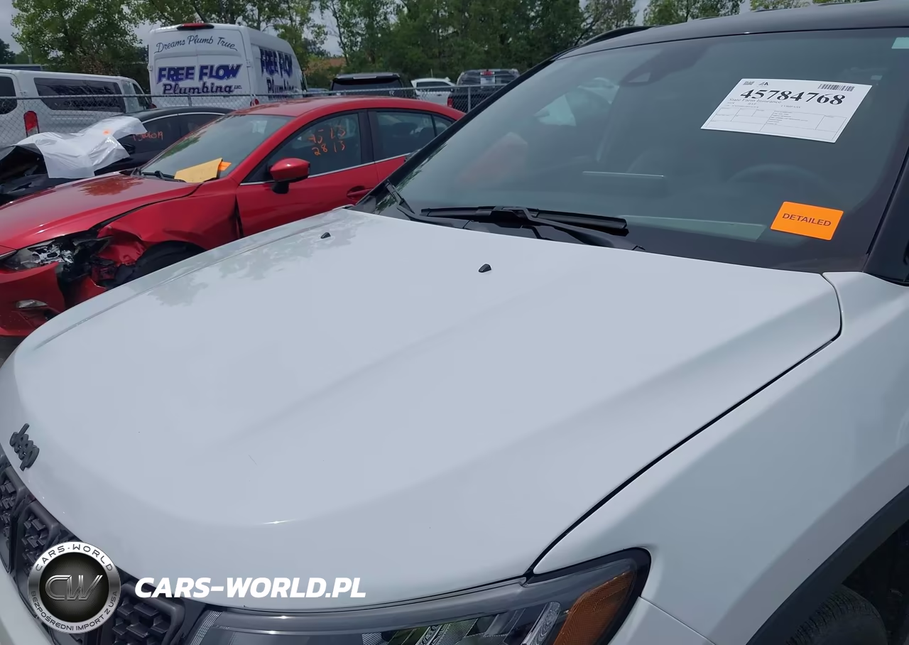 2024 Jeep Compass Latitude 4X4 VIN:3C4NJDBN2RT167818 - 6