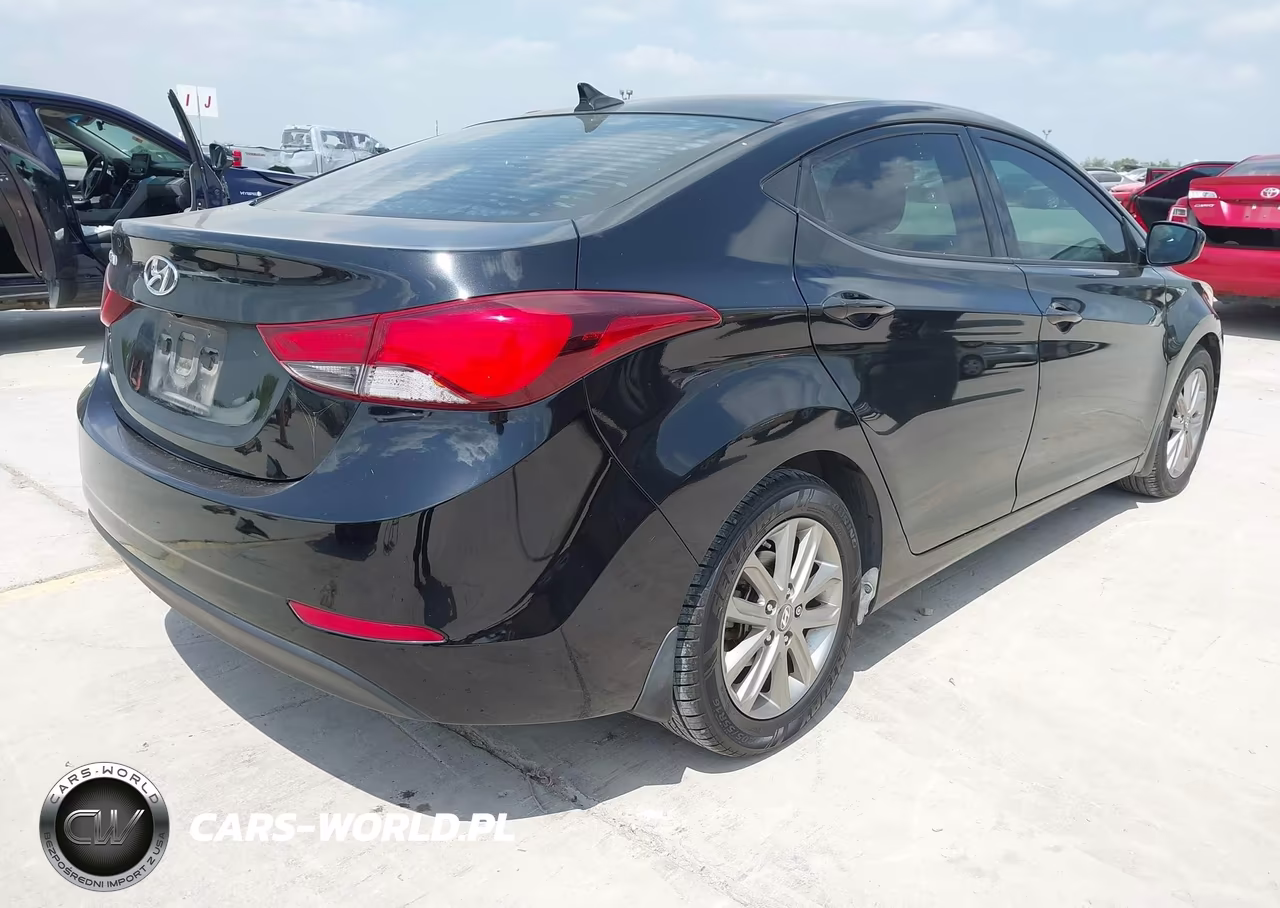 2015 Hyundai Elantra Se VIN:5NPDH4AE4FH572339 - 4