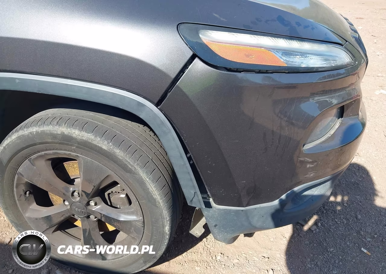 2015 Jeep Cherokee Latitude Altitude VIN:1C4PJLCB4FW781203 - 11