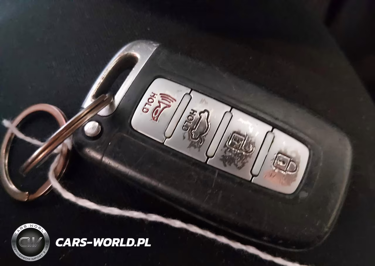 2012 Hyundai Sonata Hybrid VIN:KMHEC4A42CA047837 - 11