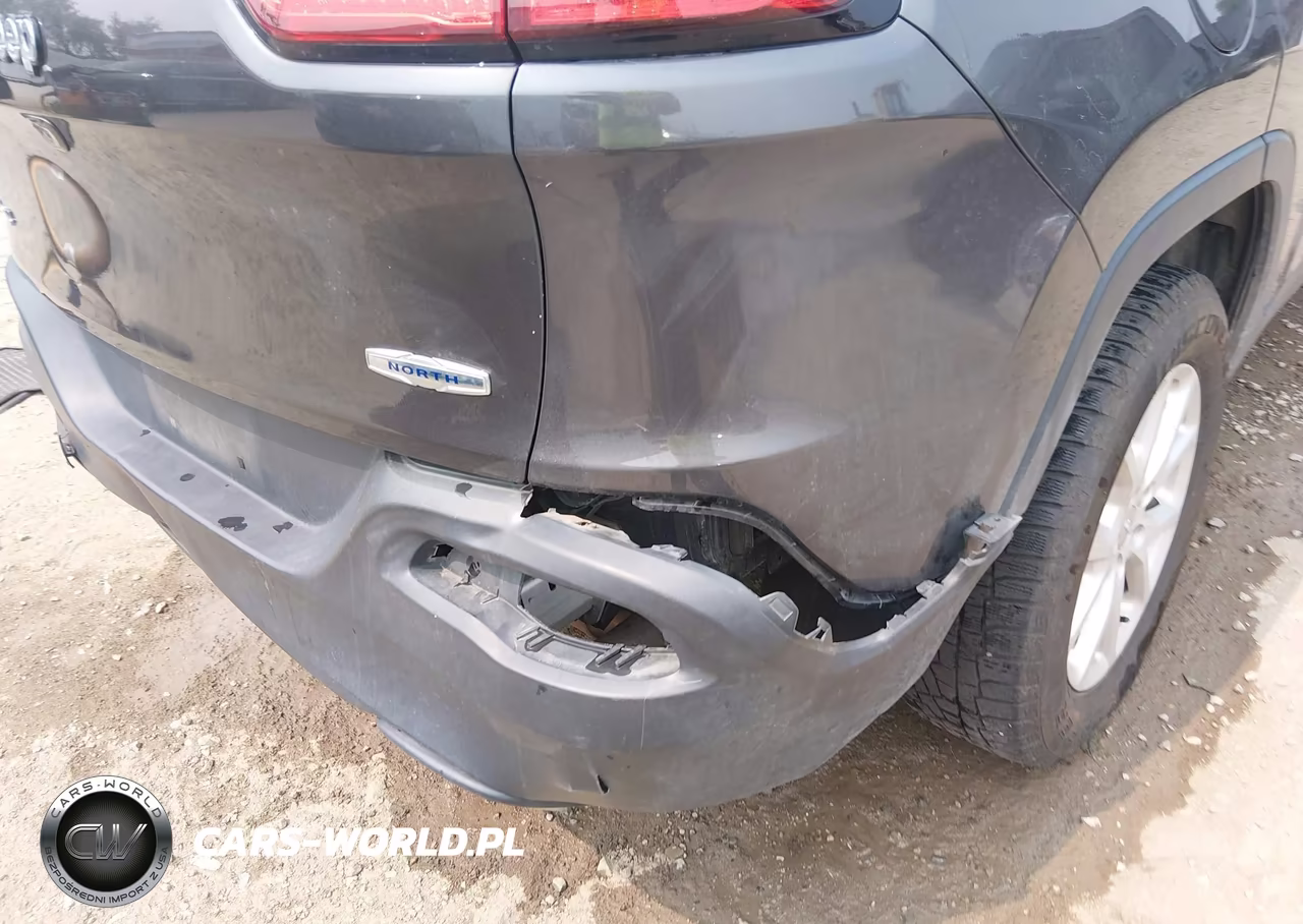 2015 Jeep Cherokee North VIN:1C4PJMCS6FW708677 - 17