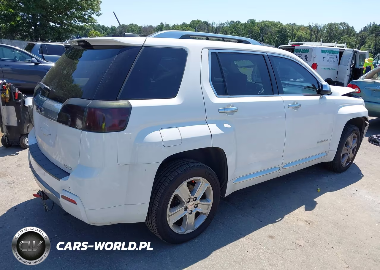 2015 GMC Terrain Denali VIN:2GKFLZEKXF6196789 - 4