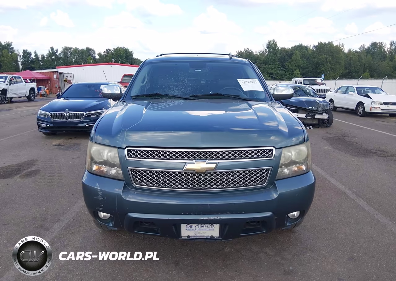 2010 Chevrolet Tahoe Ltz VIN:1GNUKCE02AR114334 - 12